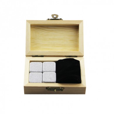 Popular chilling set Log colour whiskey gift wooden box 4pcs of Cinderella whiskey stones with 4 Stones and 1Velvet Bag small stone gift set