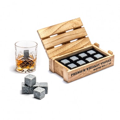 WOOD BOX WHISKEY STONES 8pcs of granite whiskey stones