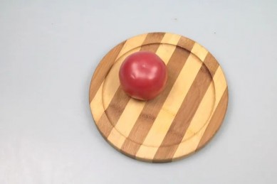 Eco-friendly Round Striped Bamboo Serving Tray Heat Resistant Bamboo Pot Holders for kitchen