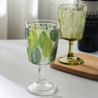 French Vintage Glass Personalized Fresh Leaf Embossed Goblet Green Red Wine Glass Juice Drinking Wine Cup For Home Restaurant