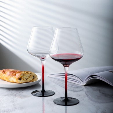 German Modern Lead Free Crystal Goblet Red Wine Glass Handmade Gradient Colored Stem Burgundy Bordeaux Wine Glass Household