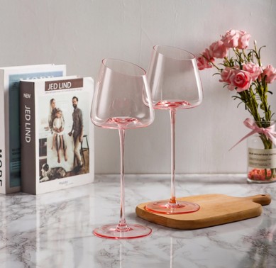 Custom European Crystal Pink Goblet Wine Glasses 580ML Tall High Value Concave Bottom Wine Glass For Birthday Wedding Gifts