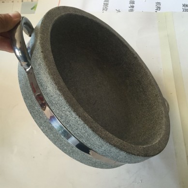 Production and processing of stone hot pot roast meat slate stone bowl